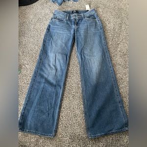 Hollister Low Rise Baggy Jeans